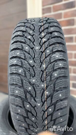 Nokian Tyres Hakkapeliitta 9 SUV 225/60 R17 107T