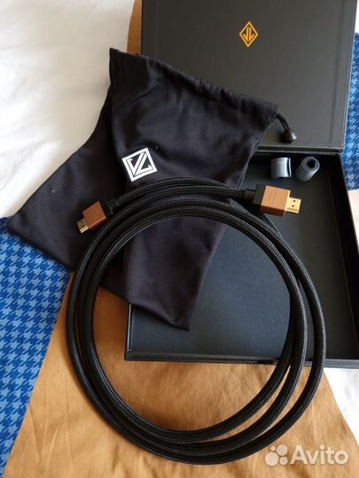 Little Lab Lake hdmi v2.0b 2m