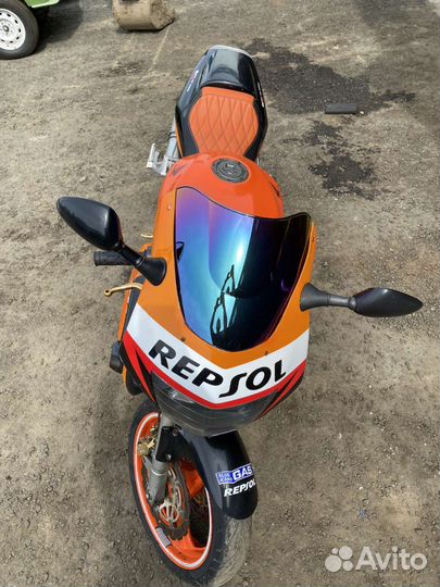 Продам мотоцикл Honda VTR 1000 Superhawk