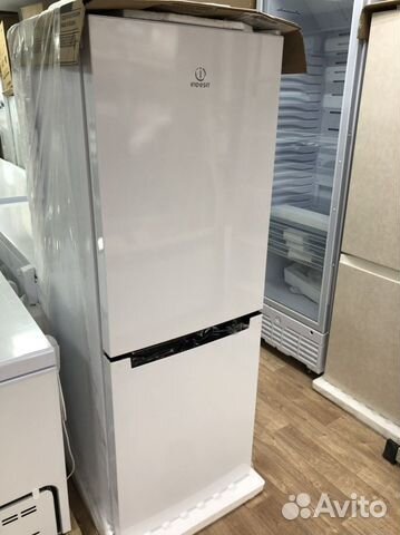 Холодильник indesit