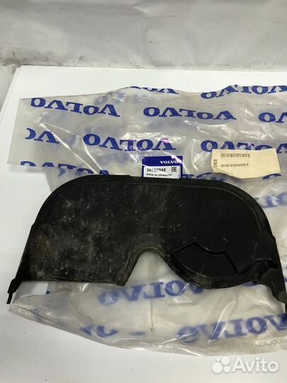 Крышка ремня грм верхняя передняя volvo 30750945