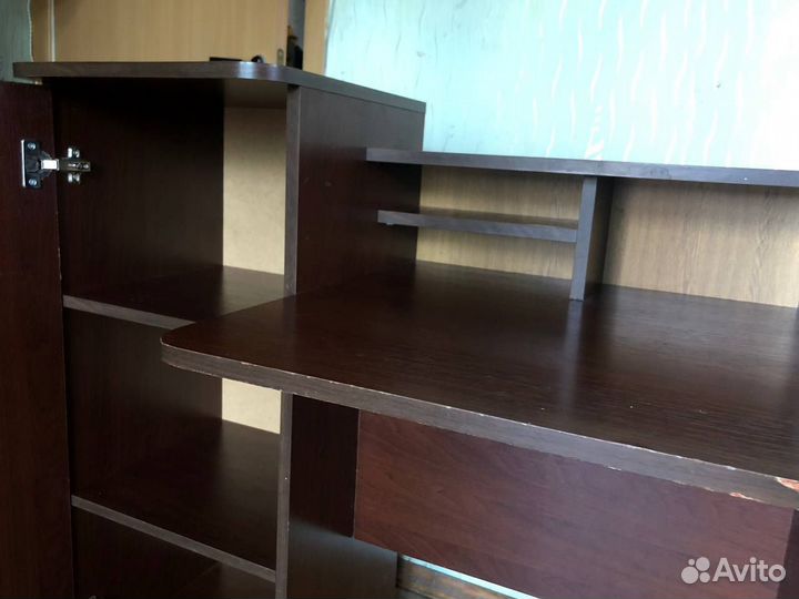 Письменный стол для школьника бу