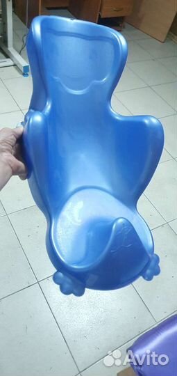 Ванночка для купания с горкой