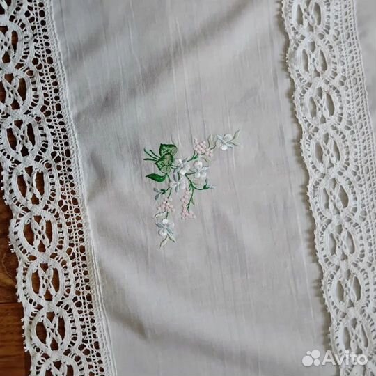 Шторки вышитые