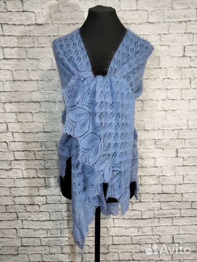 Шаль вязаная ручной работы