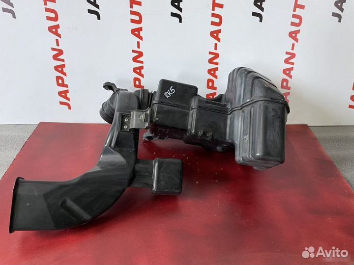 Нижняя часть корпуса воздушного Honda Stepwgn RK1