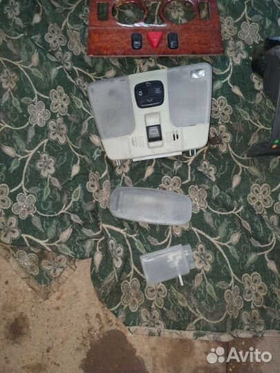 Плафон света в салоне на мерседес 210