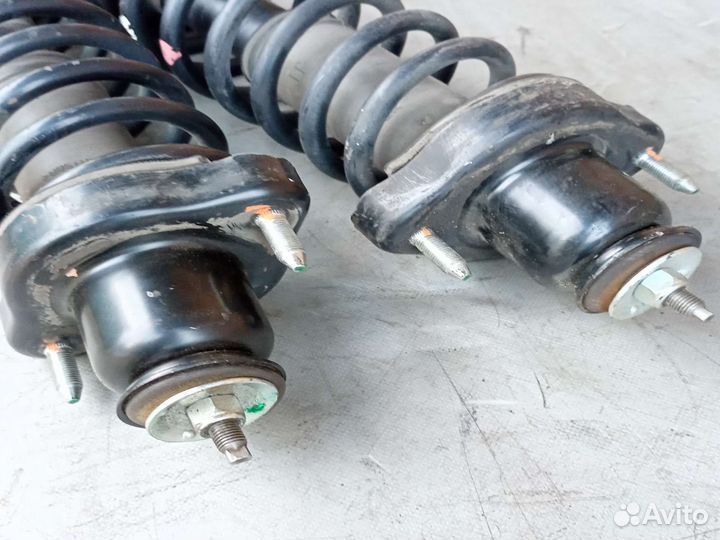 Стойки задние Mitsubishi Outlander XL