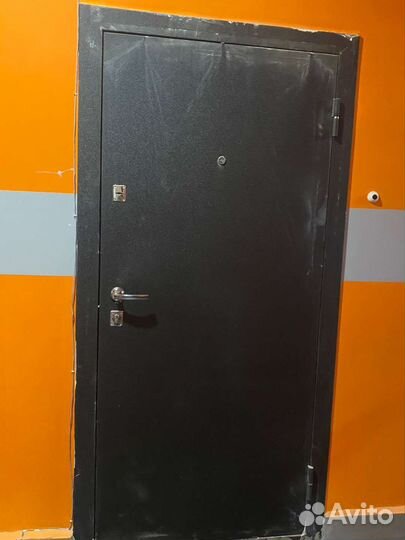 Дверь входная