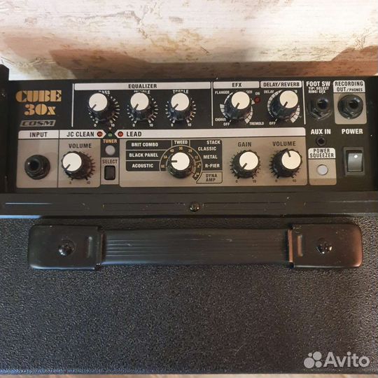 Комбоусилитель Roland cube 30x
