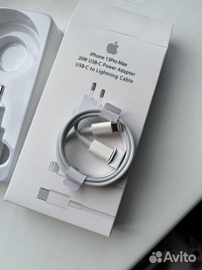 Быстрая зарядка для iPhone 20w + кабель новая