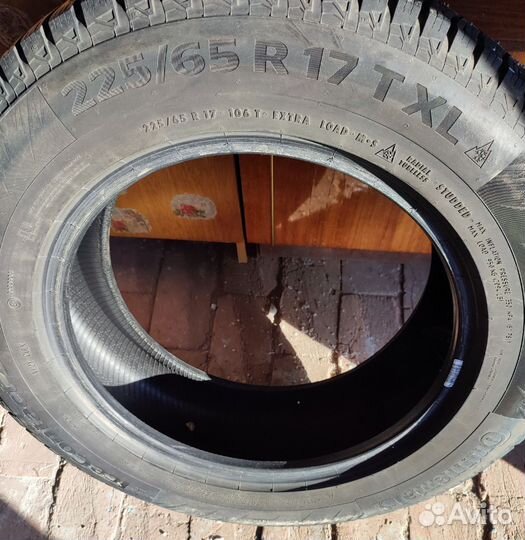 Continental IceContact 2 225/65 R17