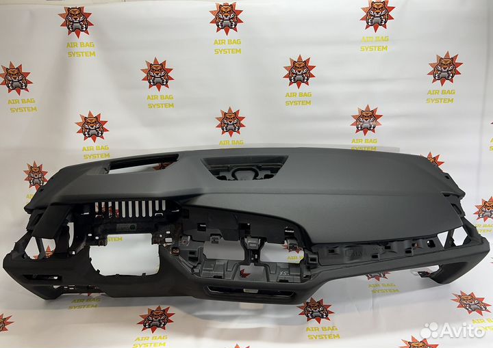 Торпедо / панель BMW X7 G07 2019-2024