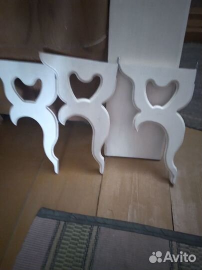 Полка для коллекционера