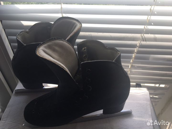 Фигурные коньки risport 245