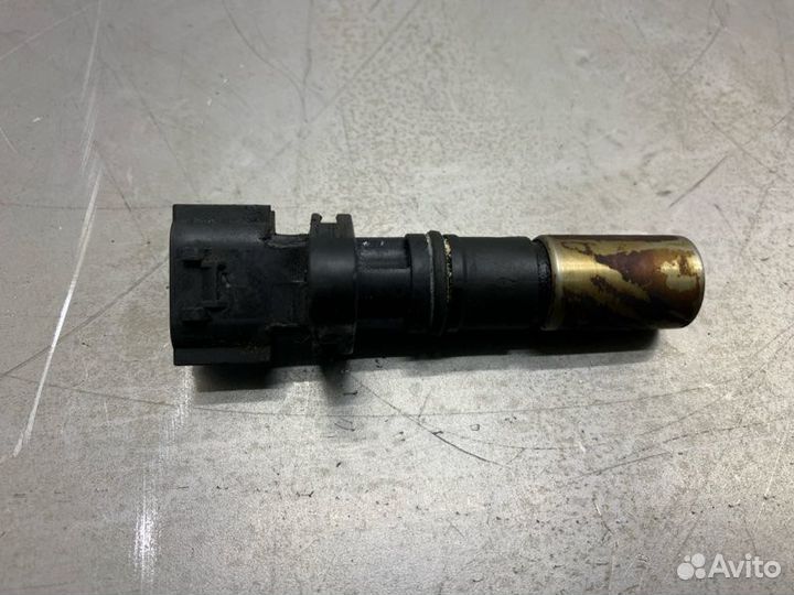 Датчик положения коленвала Toyota Prius Hybrid