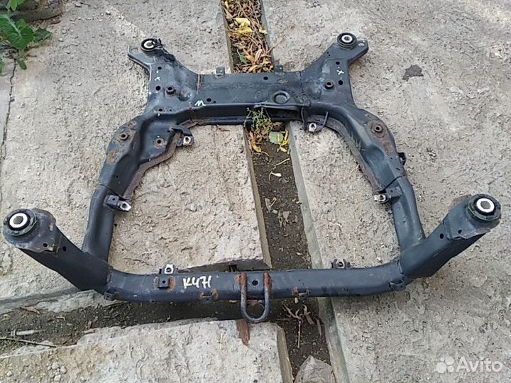 Подрамник Ленд Ровер Фрилендер 2. 2.2 дизель