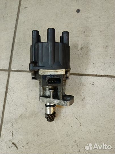 Трамблёр Chrysler Voyager 3