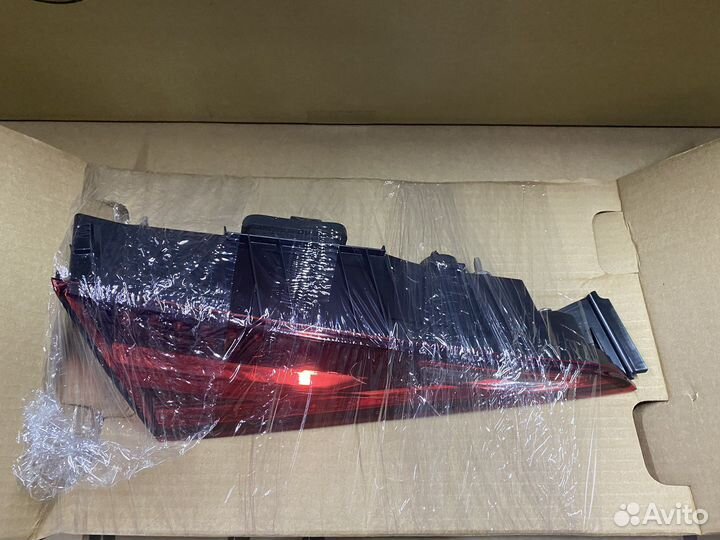 Фонарь задний Mercedes W223