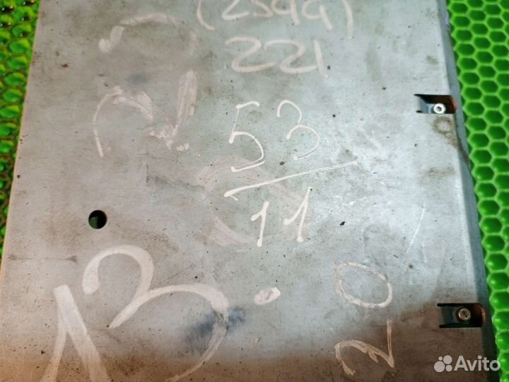 Усилитель звука Mercedes-Benz S-Class