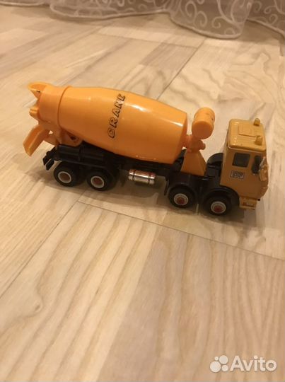 Бетономешалка игрушка