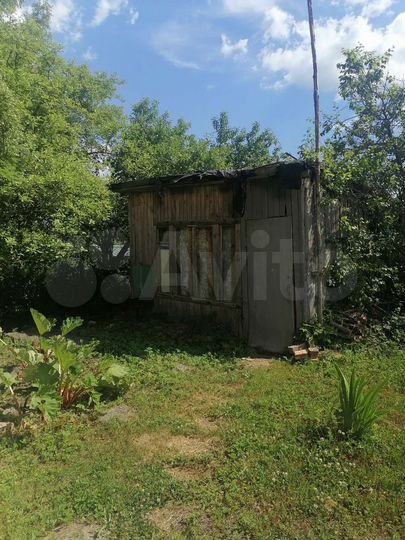 Дом 10 м² на участке 6 сот.