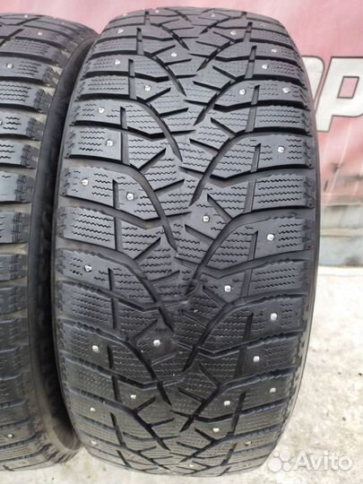 Bridgestone Blizzak Spike-02 245/50 R20