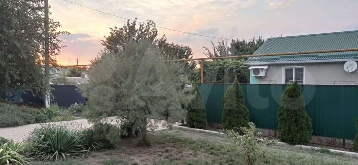 4-к. квартира, 95 м², 1/1 эт.