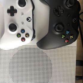 Xbox one S (полный комплект 2 дж ) обмен и торг