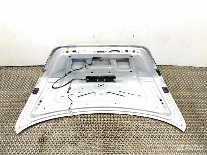 Крышка (дверь) багажника Mercedes-Benz E-Класс