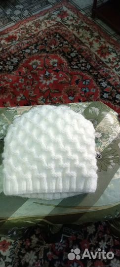 Головные уборы женские зимние