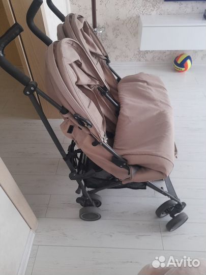 Продаю коляску для двойни