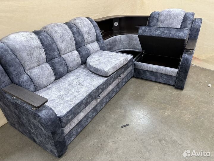 Угловой диван