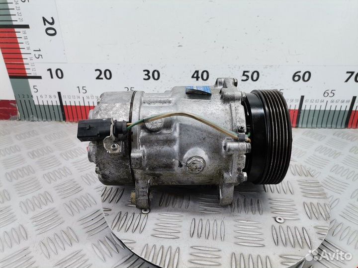 Компрессор кондиционера для Volkswagen Beetle 2