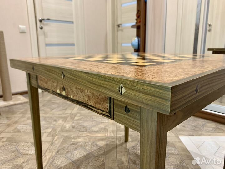 Шахматный столик. Эксклюзив