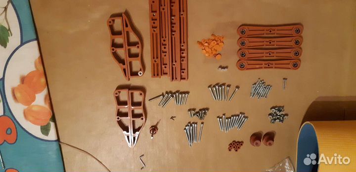 Детская кроватка с маятник и матрасом