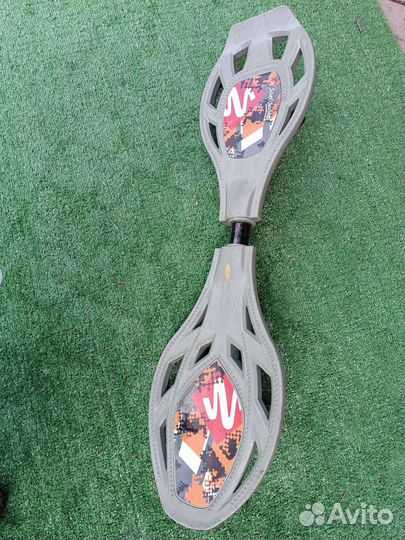 Роллерсерф, Вейвборд Street Surfing