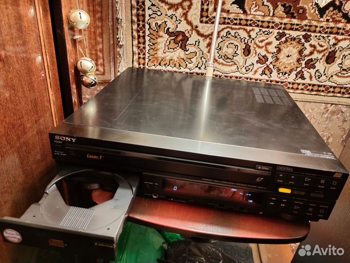 Не имеющий аналогов 2х приводный CD-LD плеер 10 кг