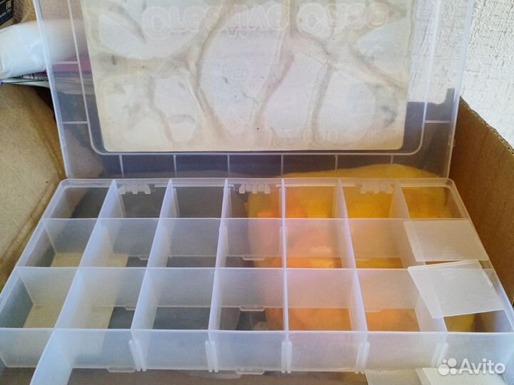 Пластиковый ящик для мелких предметов