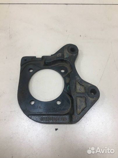 Скоба суппорта заднего правого Opel Astra