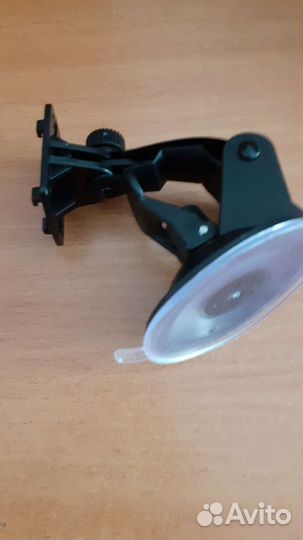 Автомобильный держатель видеорегистратора