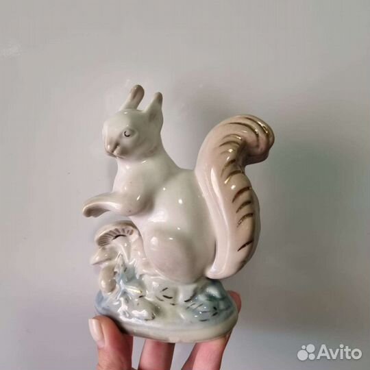Статуэтки старая гжель