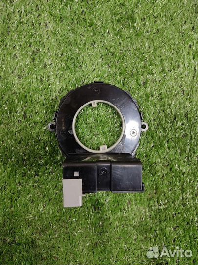 Датчик угла поворота руля Toyota RAV4 A2 2005