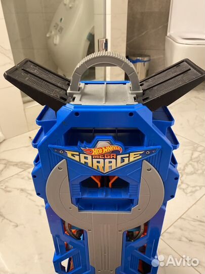 Хот вилс гараж Hot wheels