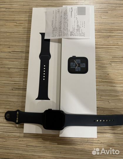 Apple watch se2 (44 mm) оригинал