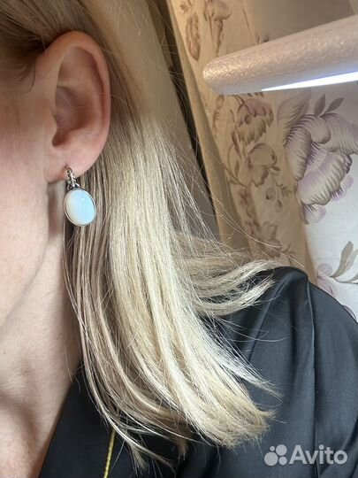 Серьги с лунным камнем