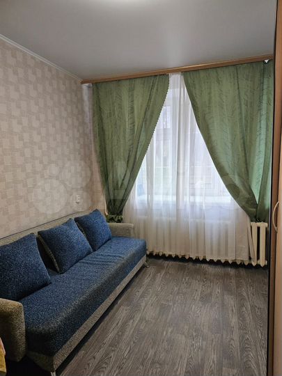 Комната 11,4 м² в 5-к., 1/5 эт.