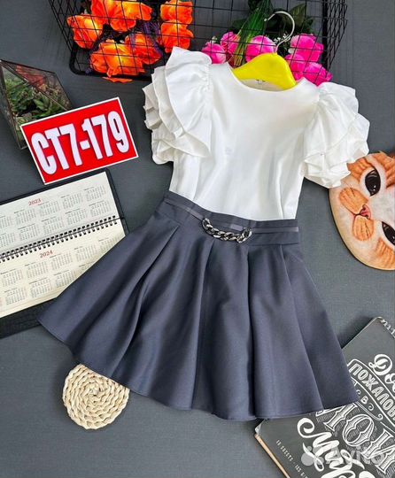 Костюм школьный