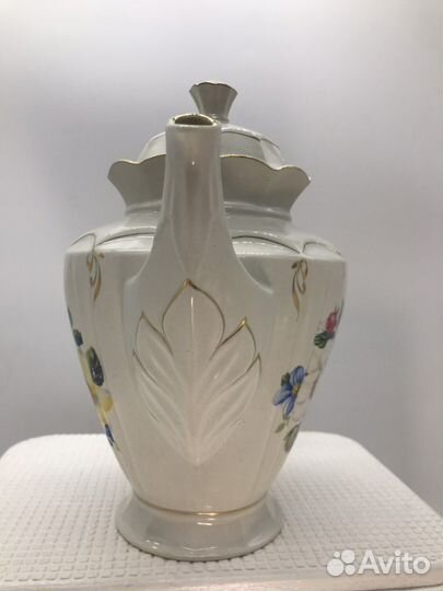 Кофейник фарфор фаянс