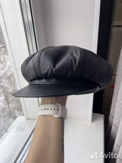 Кепка кожаная